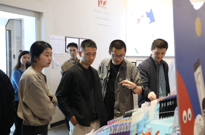 共谋新业态 共谱新篇章 | 宁波市文化产业促进会走进贝发集团共话文创未来