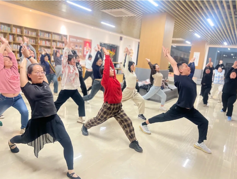 2024贝发十大实事系列报道丨举办贝发职工舞蹈兴趣班 引领精神文化生活新风尚